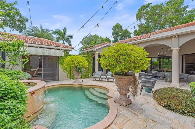 $2,999,000 | 1547 Sandpiper Lane, Sarasota, FL 34239
