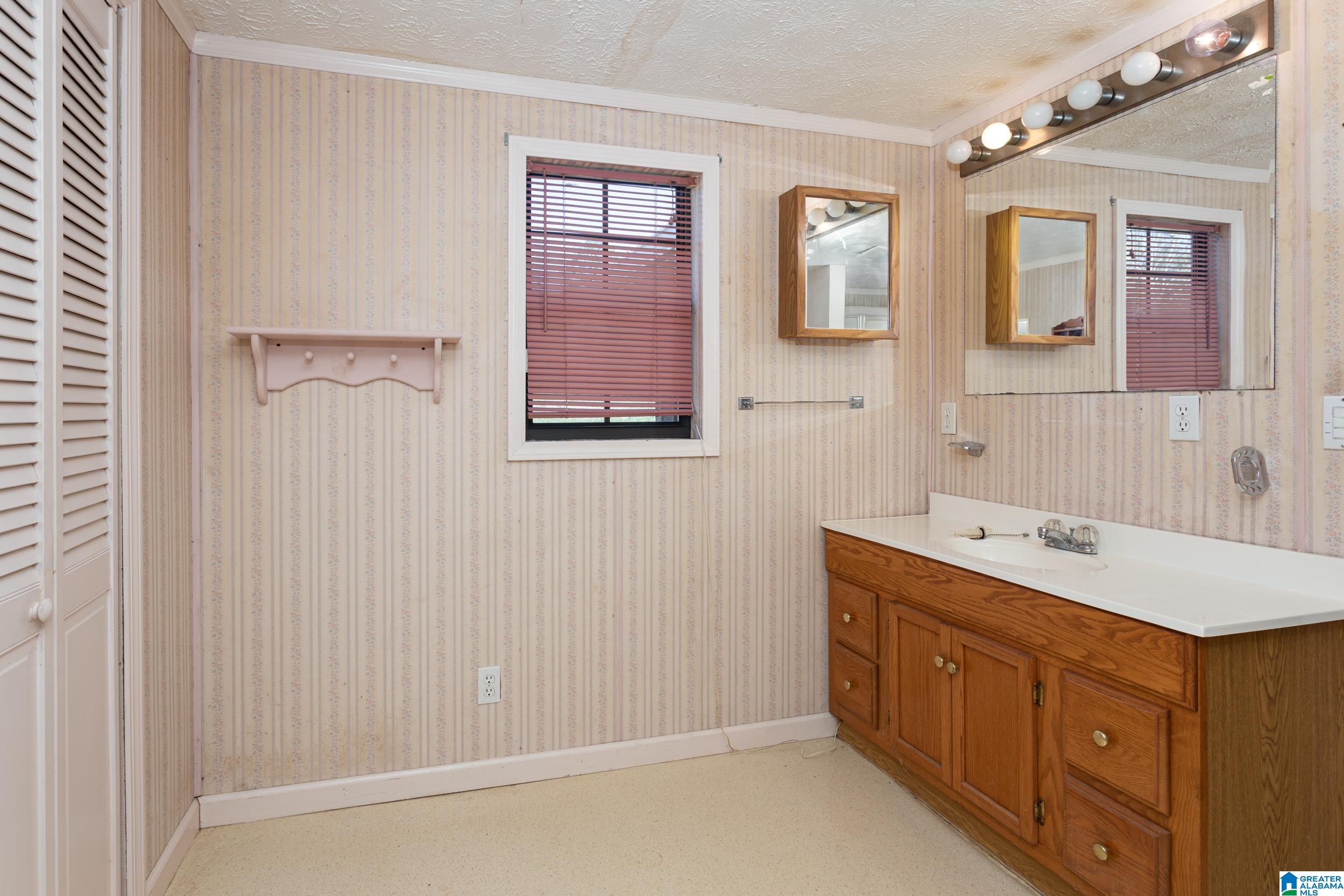 1037 Old Broadwell Mill Road Jacksonville, AL 36265 - Photo 16 of 43