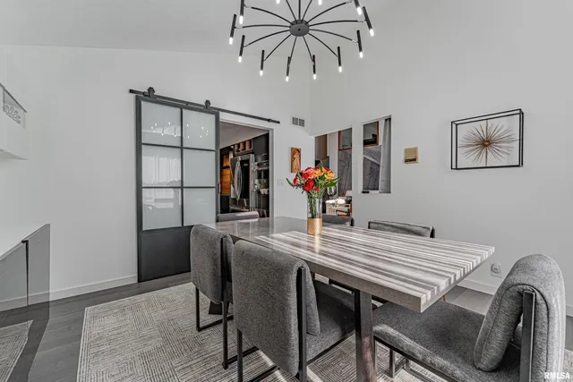 $397,000 | 2501 Yorktown Drive, Bloomington, IL 61704