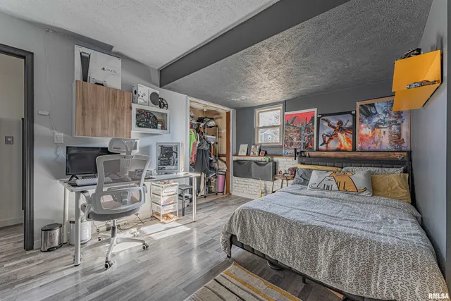 $397,000 | 2501 Yorktown Drive, Bloomington, IL 61704