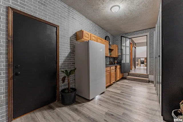 $397,000 | 2501 Yorktown Drive, Bloomington, IL 61704