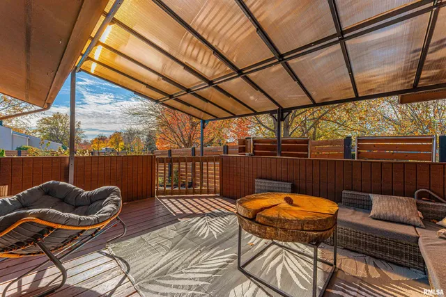 $397,000 | 2501 Yorktown Drive, Bloomington, IL 61704