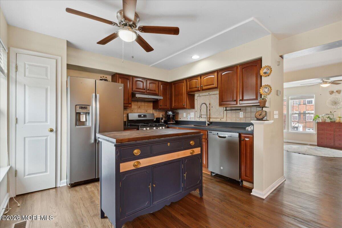 36 Saxton Road Farmingdale, NJ 07727 - Photo 11 of 24 11-36 Saxton Rd, Farmingdale, NJ-11