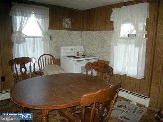 1958 Cedar Top Road Reading, PA 19607 - Photo 5 of 8 Kitchen