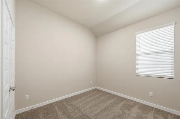 $1,775 | 3905 Nasworthy Drive, Farmersville, TX 75442