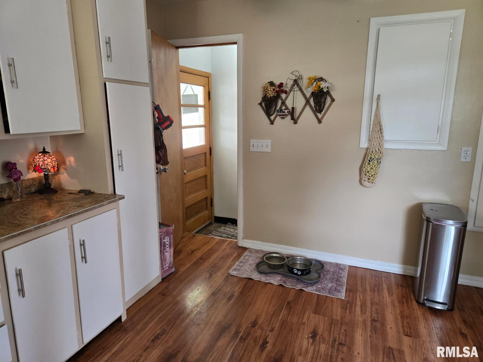 23544 North Urish Road Canton, IL 61520 - Photo 7 of 36