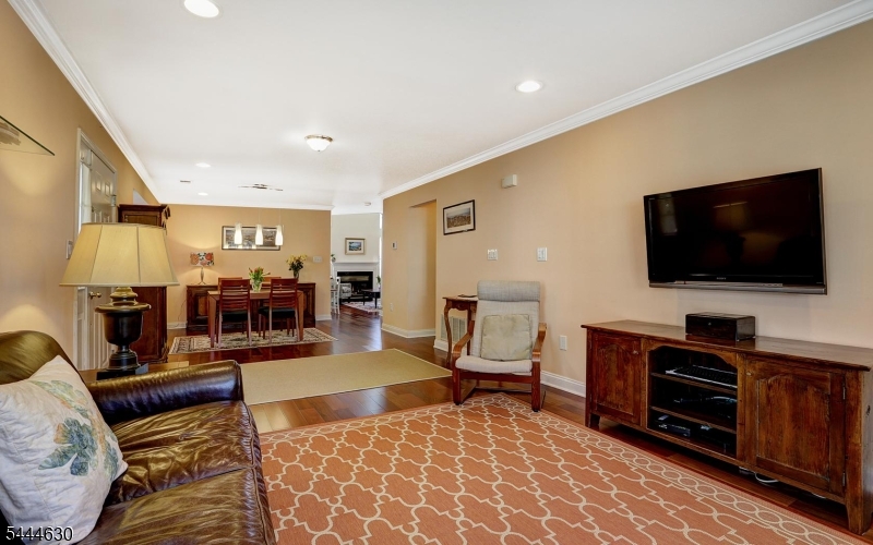 18 Knox Court Bernards, NJ 07920 - Photo 8 of 18