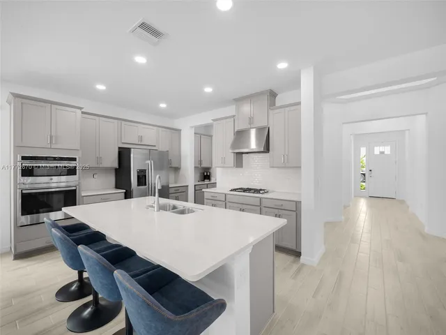 $648,900 | 516 Ranch Oak Circle, Port St. Lucie, FL 34984