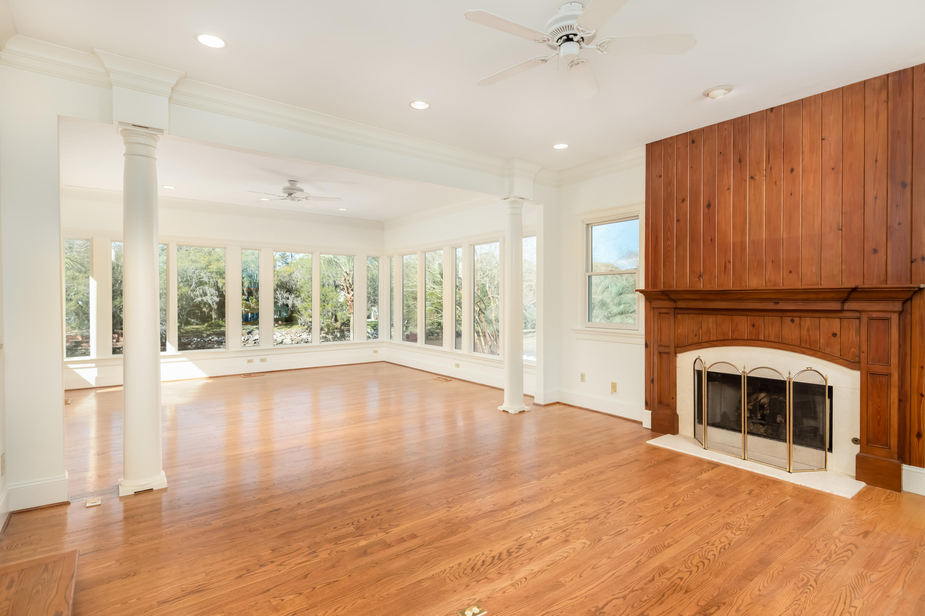 2186 Wappoo Hall Road Charleston, SC 29412 - Photo 12 of 20 2186 Wappoo Hall Photos