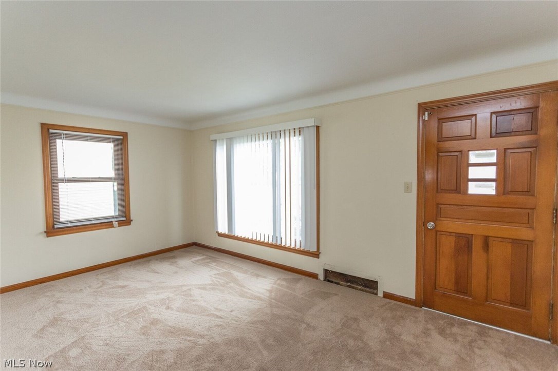 5804 Turney Road Garfield Heights, OH 44125 - Photo 3 of 31