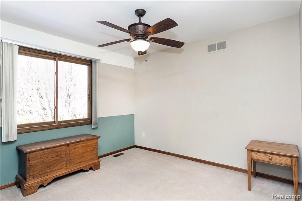 997 Norcross Drive Rochester Hills, MI 48307 - Photo 31 of 45