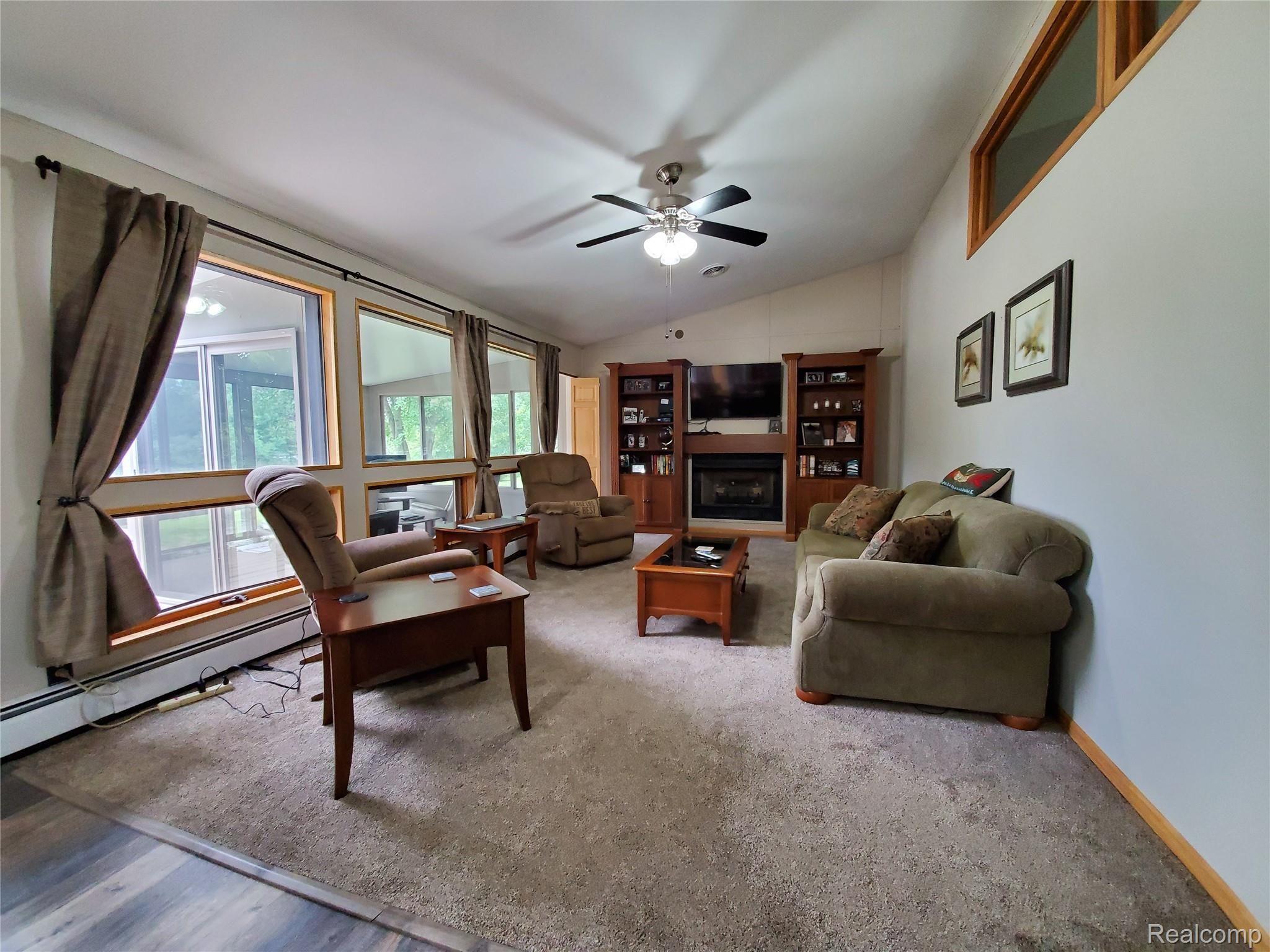 14194 Ripley Road Linden, MI 48451 - Photo 9 of 45 20190915_110030.jpg