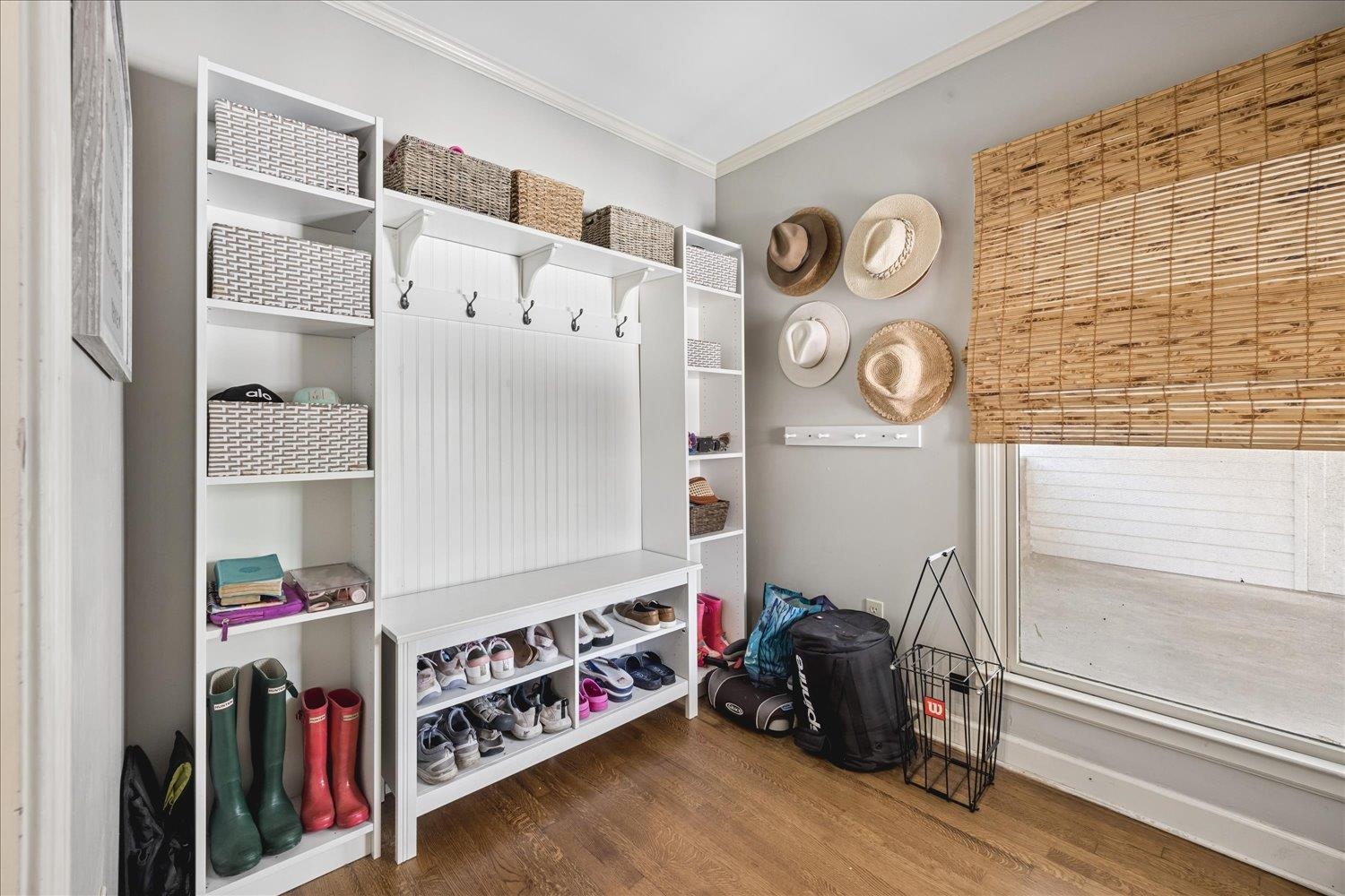 5311 South Angela Road Memphis, TN 38120 - Photo 19 of 40 a bedroom with a bed and a window