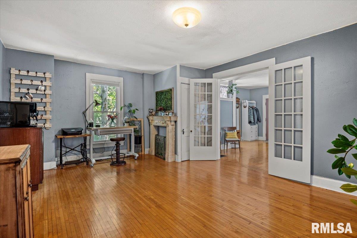 1121 West Governor Street Springfield, IL 62704 - Photo 14 of 33 Gallery Image 14