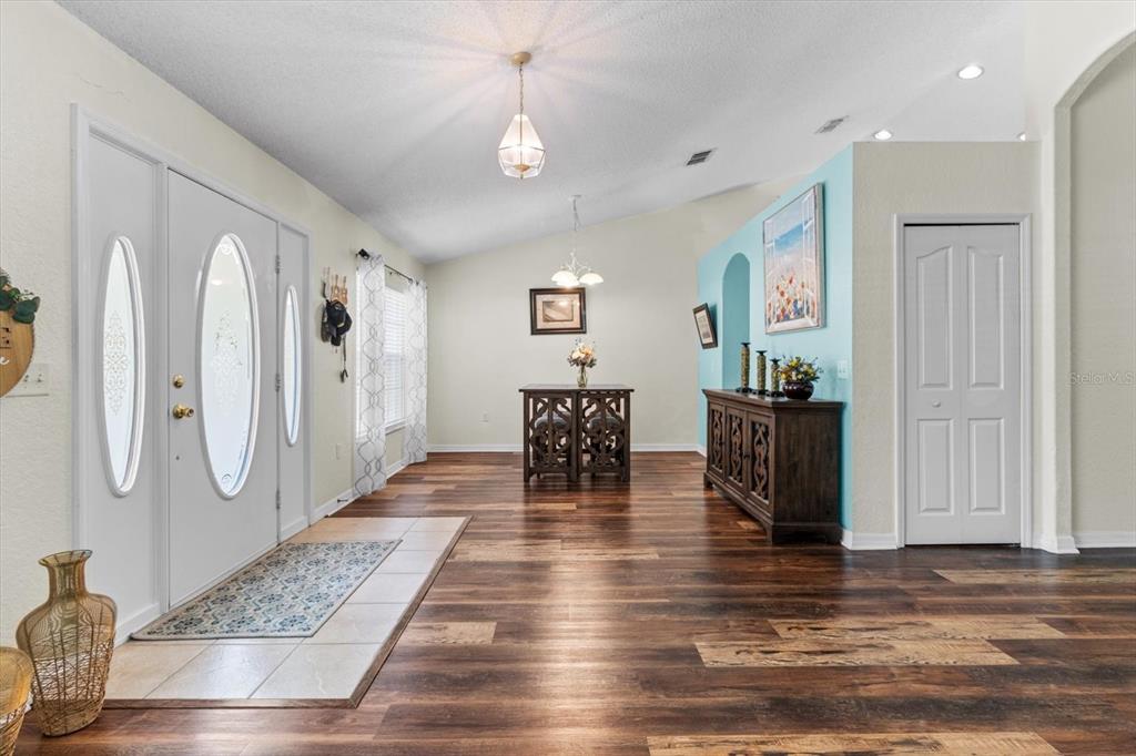 16038 Malden Road Weeki Wachee, FL 34614 - Photo 4 of 40