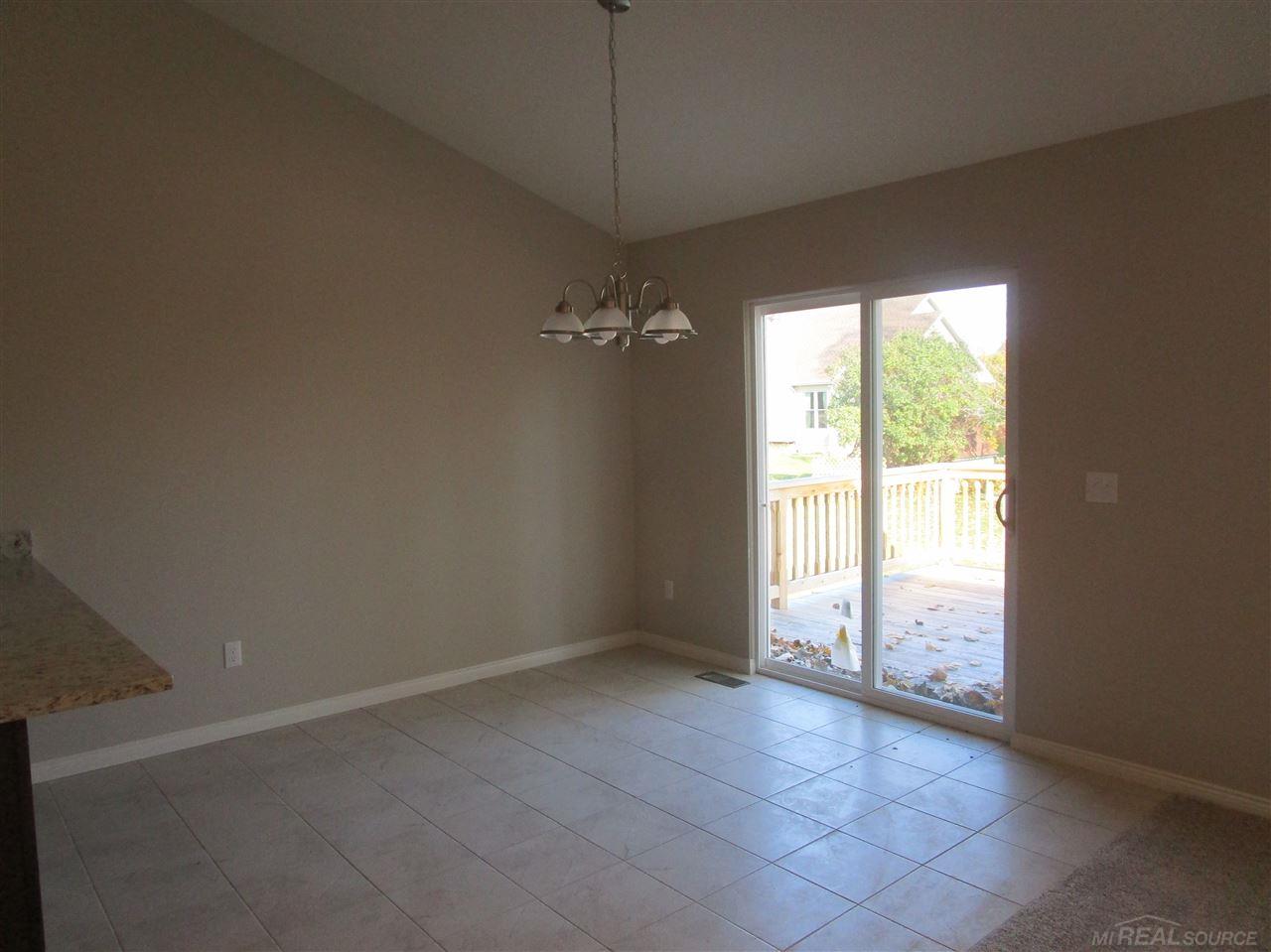 47408 Mariners New Baltimore, MI 48051 - Photo 7 of 15