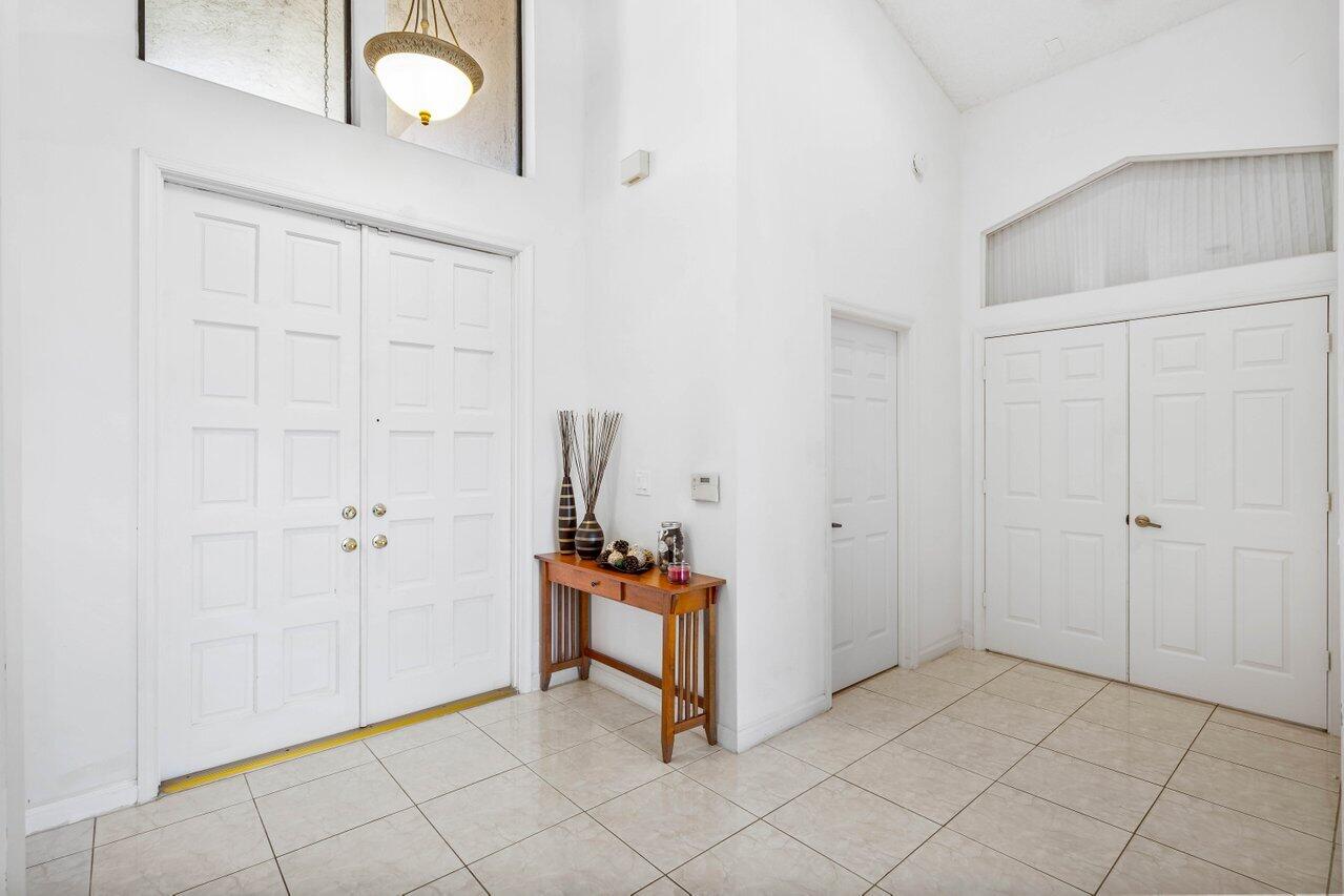 22181 Cranbrook Road Boca Raton, FL 33428 - Photo 3 of 36 005-22181CranbrookRoad-BocaRaton-FL-3342