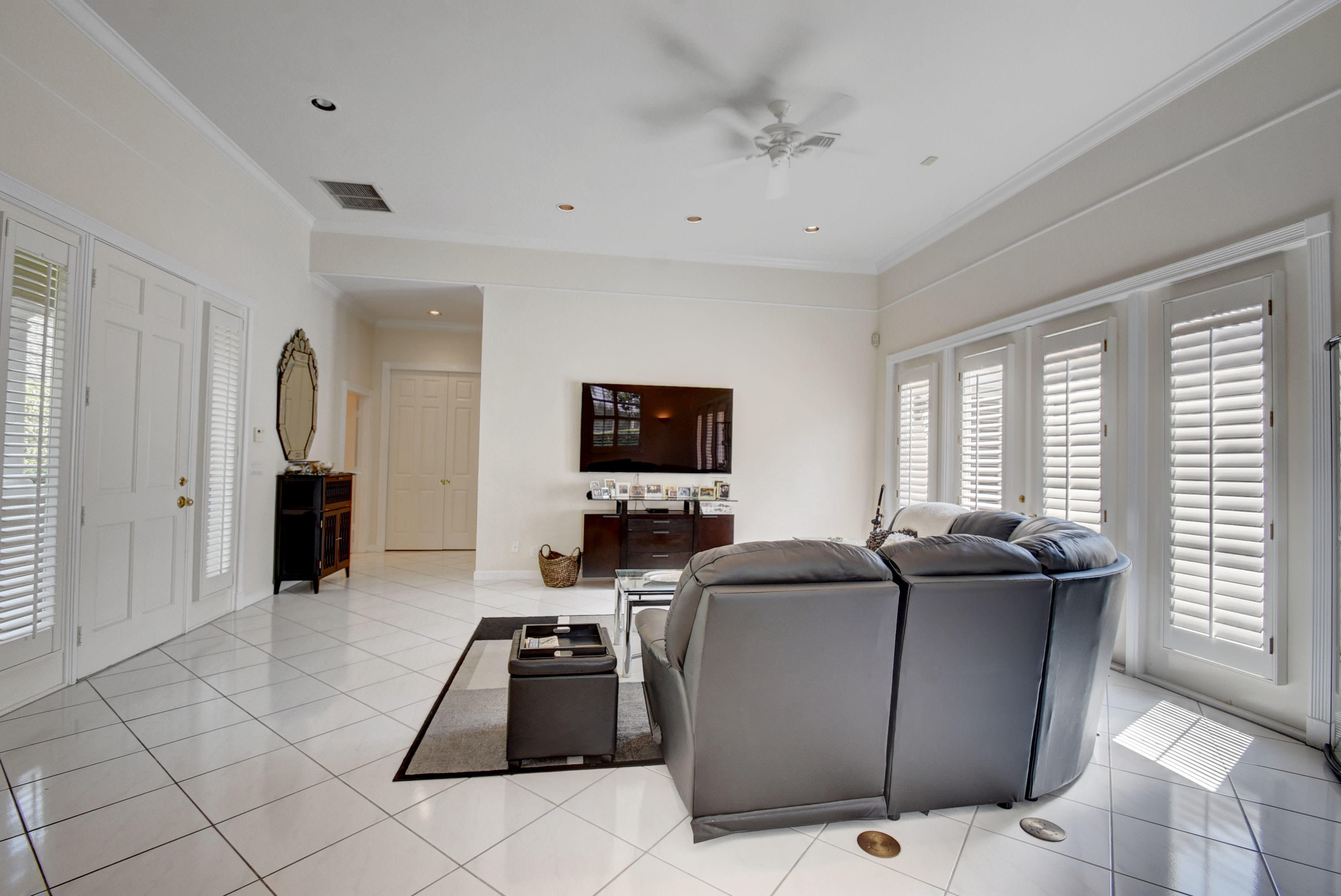 4091 Northwest 58th Street Boca Raton, FL 33496 - Photo 4 of 14 virtuals1 (11)