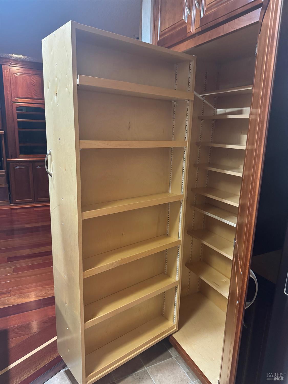 116 Silverview Court Vallejo, CA 94591 - Photo 12 of 61