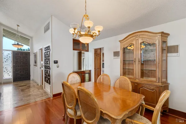 $725,000 | 116 Silverview Court, Vallejo, CA 94591