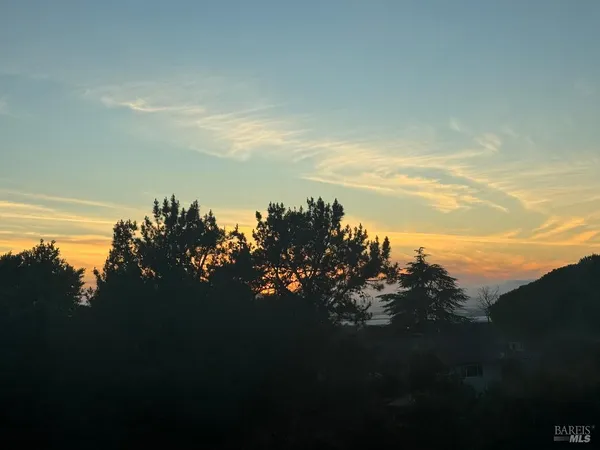 $725,000 | 116 Silverview Court, Vallejo, CA 94591