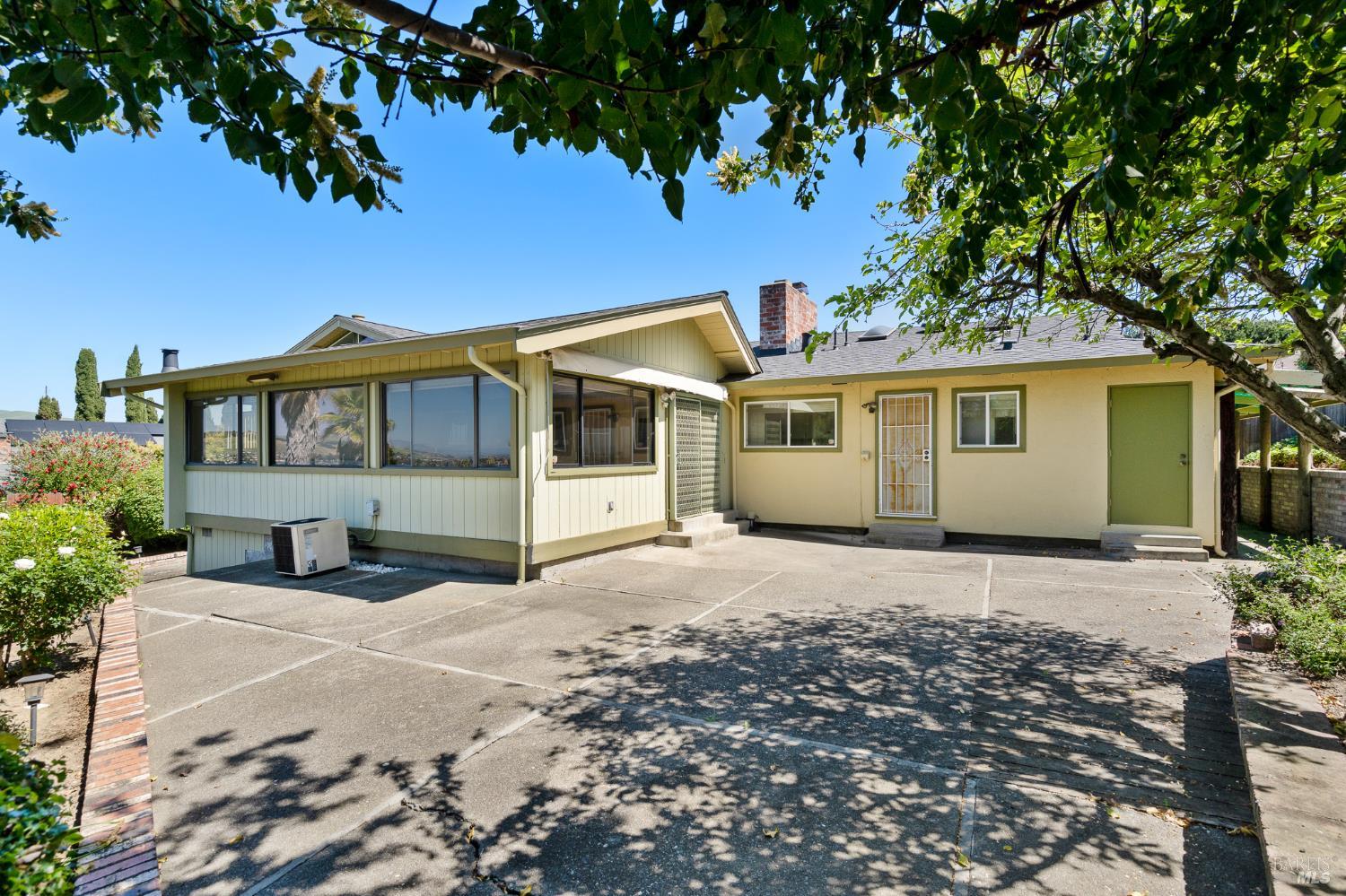 116 Silverview Court Vallejo, CA 94591 - Photo 54 of 61 Spacious backyard.