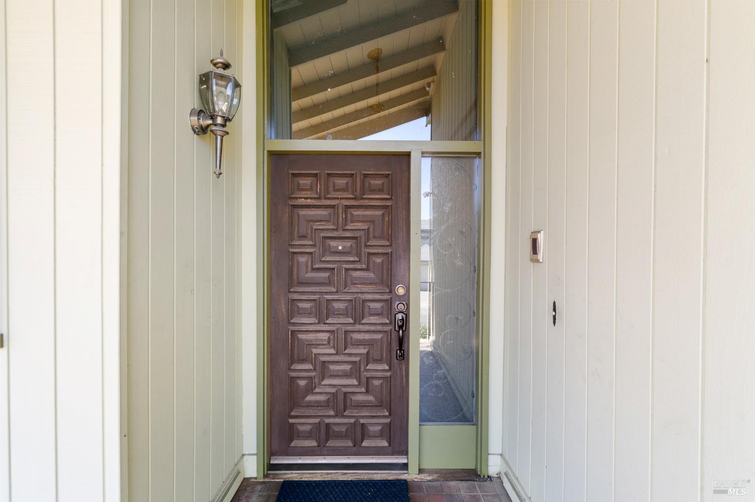 116 Silverview Court Vallejo, CA 94591 - Photo 7 of 61