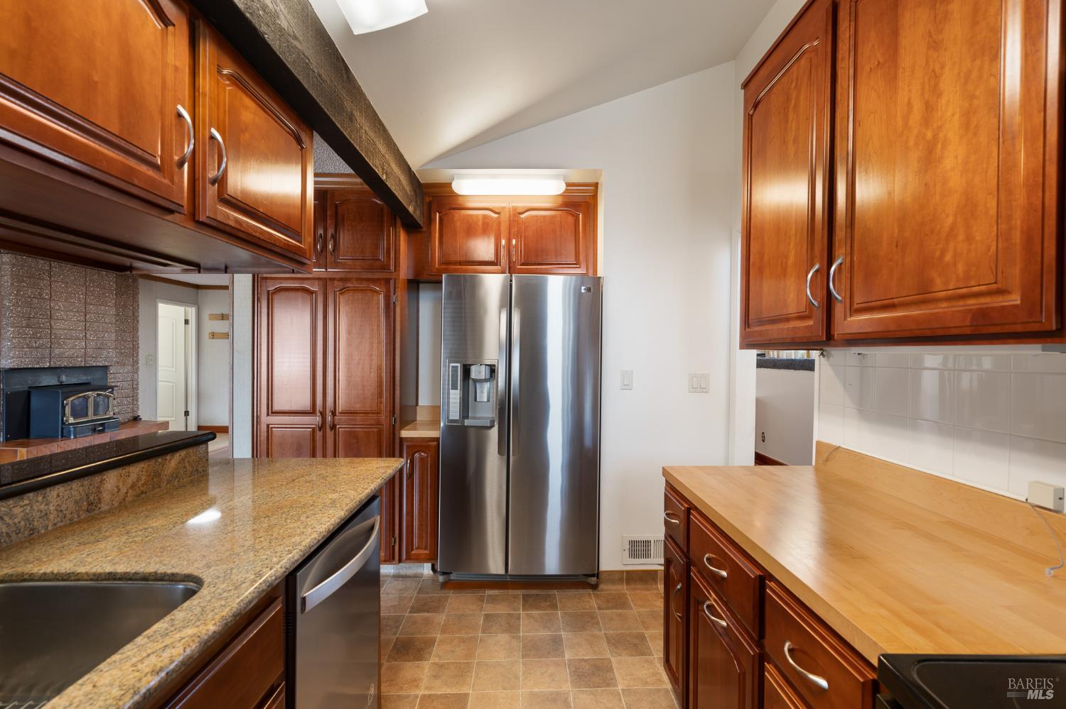 116 Silverview Court Vallejo, CA 94591 - Photo 9 of 61 Updated kitchen with plentiful cabinetry.