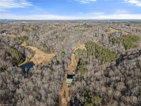 $475,000 | 1345 Hardie Mabe Road, Danbury, NC 27016