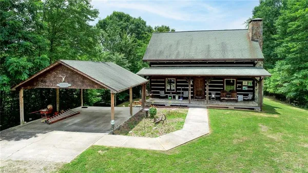 $475,000 | 1345 Hardie Mabe Road, Danbury, NC 27016