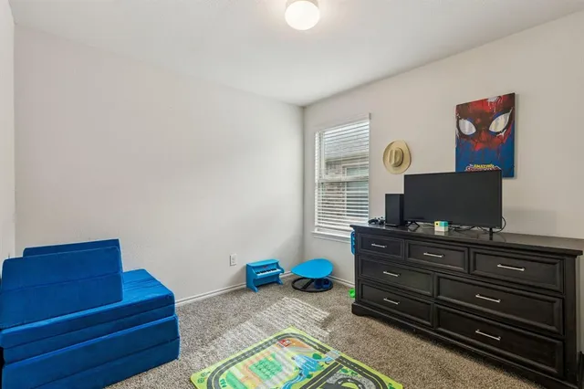 $275,000 | 8012 Gallup Avenue, Aubrey, TX 76227