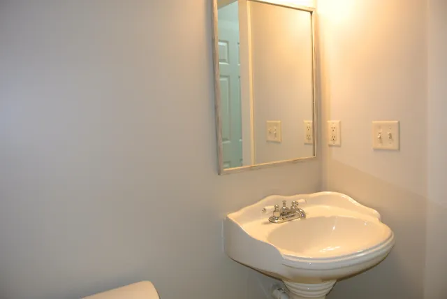 $235,000 | 2235 Walker Avenue, Memphis, TN 38104