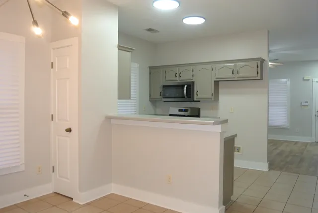 $235,000 | 2235 Walker Avenue, Memphis, TN 38104