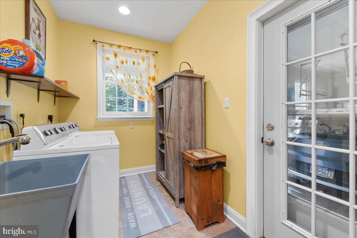 1357 Cobbler Road Quakertown, PA 18951 - Photo 26 of 35 Laundry / Mud Room w/ Utility Sink