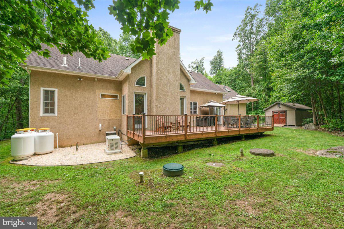 1357 Cobbler Road Quakertown, PA 18951 - Photo 33 of 35 Back Facade