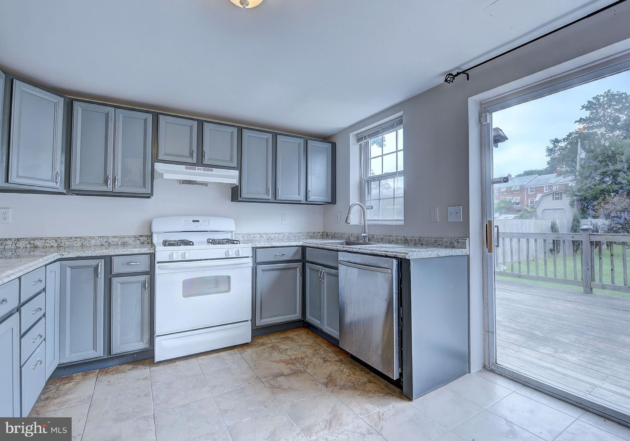 8448 Oakleigh Road Baltimore, MD 21234 - Photo 7 of 27 Kitchen