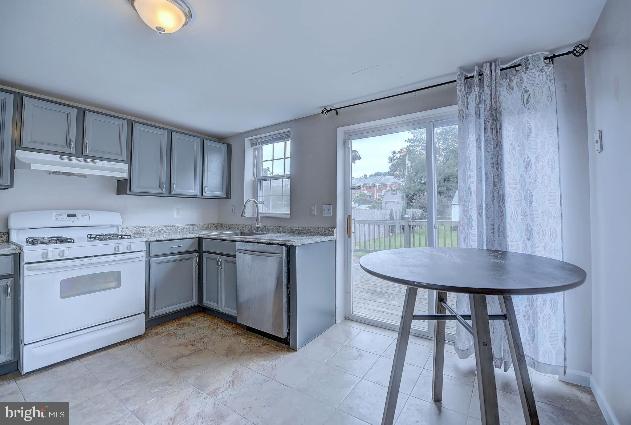 8448 Oakleigh Road Baltimore, MD 21234 - Photo 8 of 27 Kitchen
