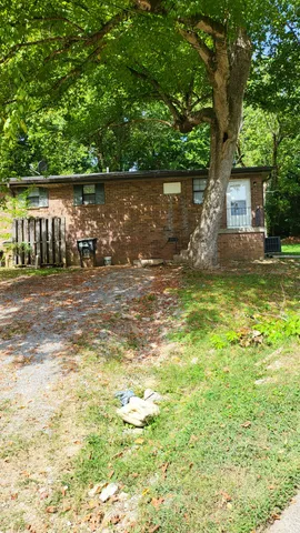 $1,195 | 124 Vickey Court, Nashville, TN 37211