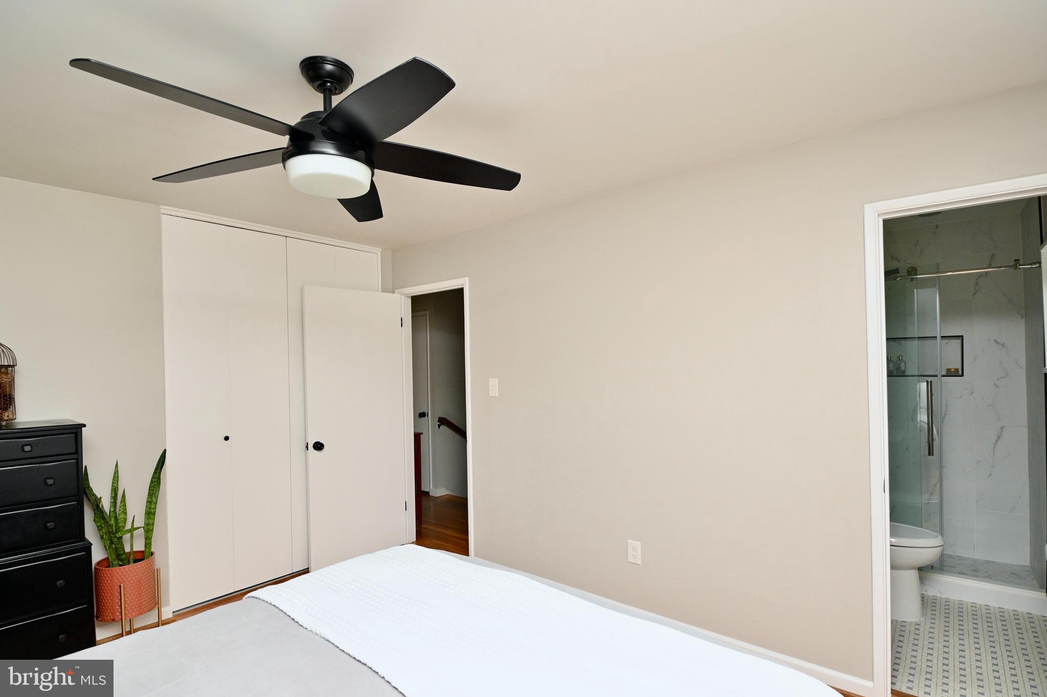 5010 Ravensworth Road Annandale, VA 22003 - Photo 13 of 42 Gallery Image 13