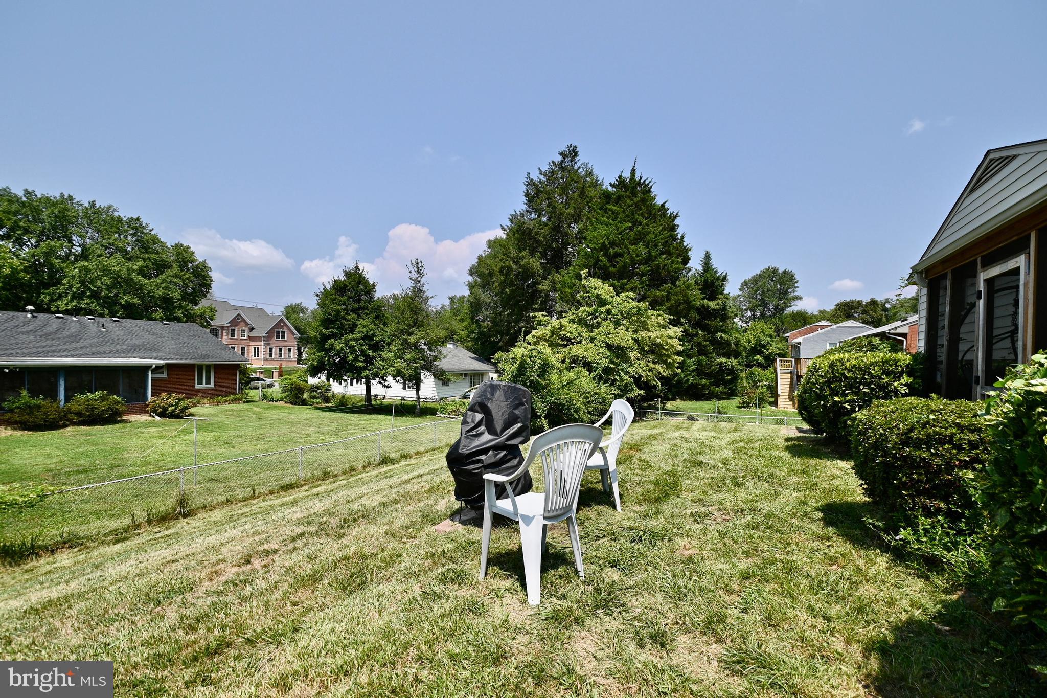 5010 Ravensworth Road Annandale, VA 22003 - Photo 37 of 42 Backyard