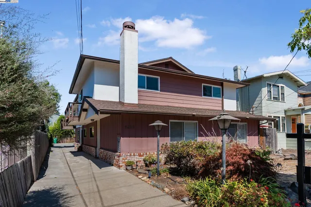 $699,000 | 1233 Broadway, Unit D, Alameda, CA 94501