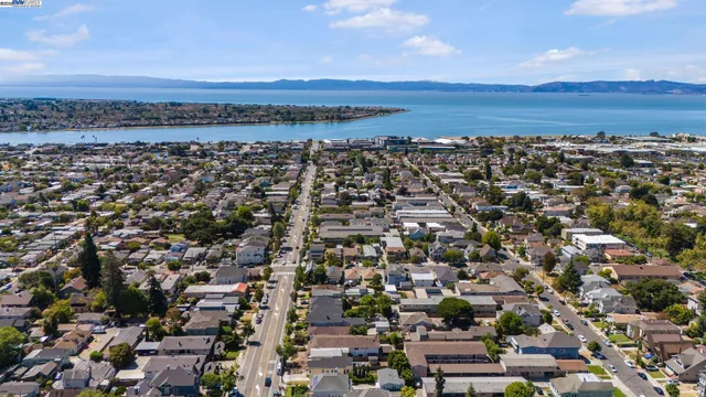 $699,000 | 1233 Broadway, Unit D, Alameda, CA 94501