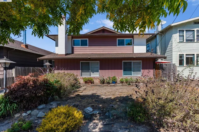 $699,000 | 1233 Broadway, Unit D, Alameda, CA 94501