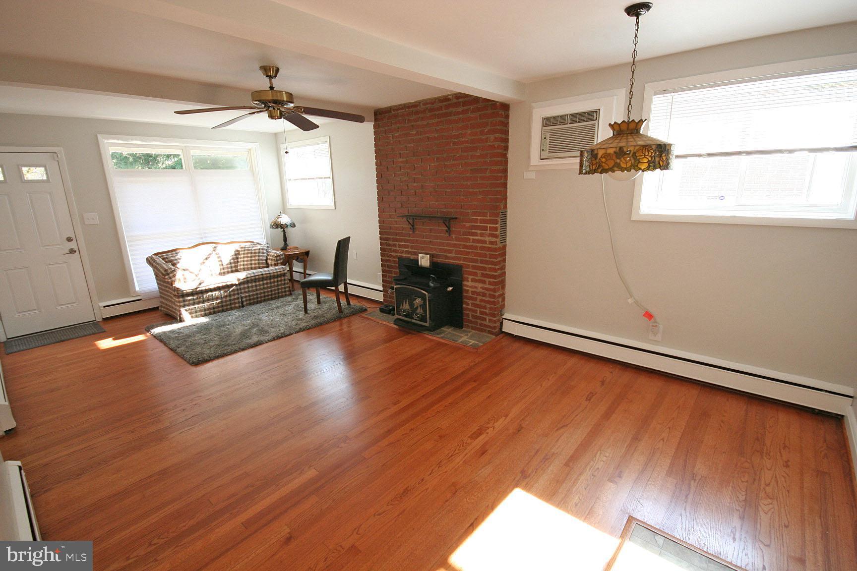 3612 Edgewood Road Randallstown, MD 21133 - Photo 13 of 36 Living Room Full of Light