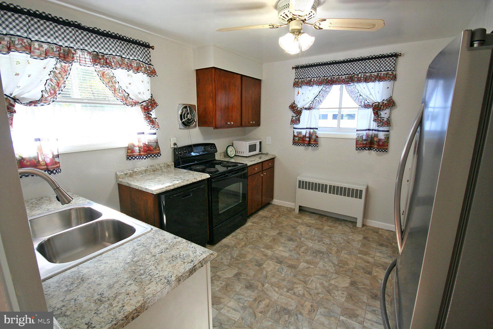3612 Edgewood Road Randallstown, MD 21133 - Photo 17 of 36 Updated Kitchen