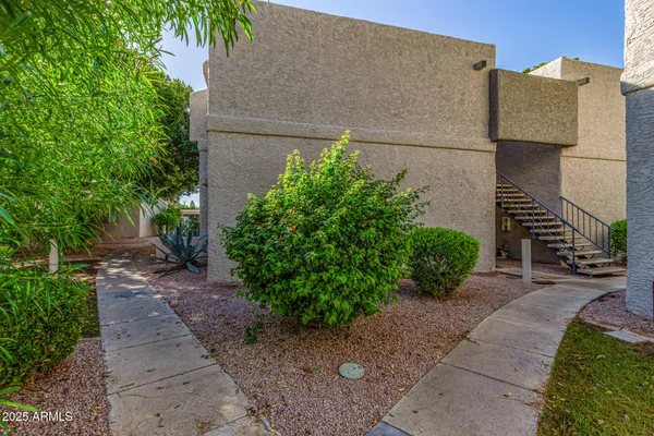 $269,000 | 4444 East Paradise Village Parkway North, Unit 241, Phoenix, AZ 85032