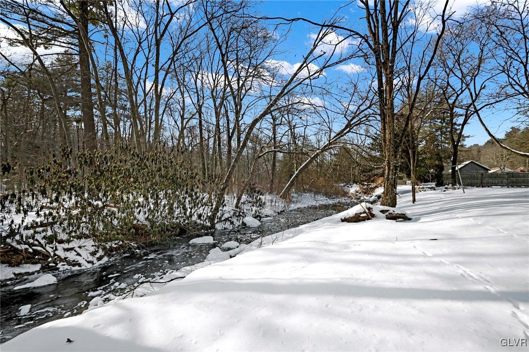 711 Fireline Road Palmerton, PA 18071 - Photo 15 of 16 Gallery Image 15