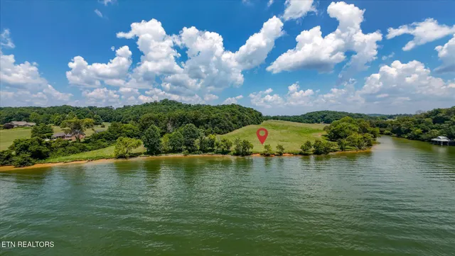 $1,750,000 | 3841 Gravelly Hills Road, Louisville, TN 37777