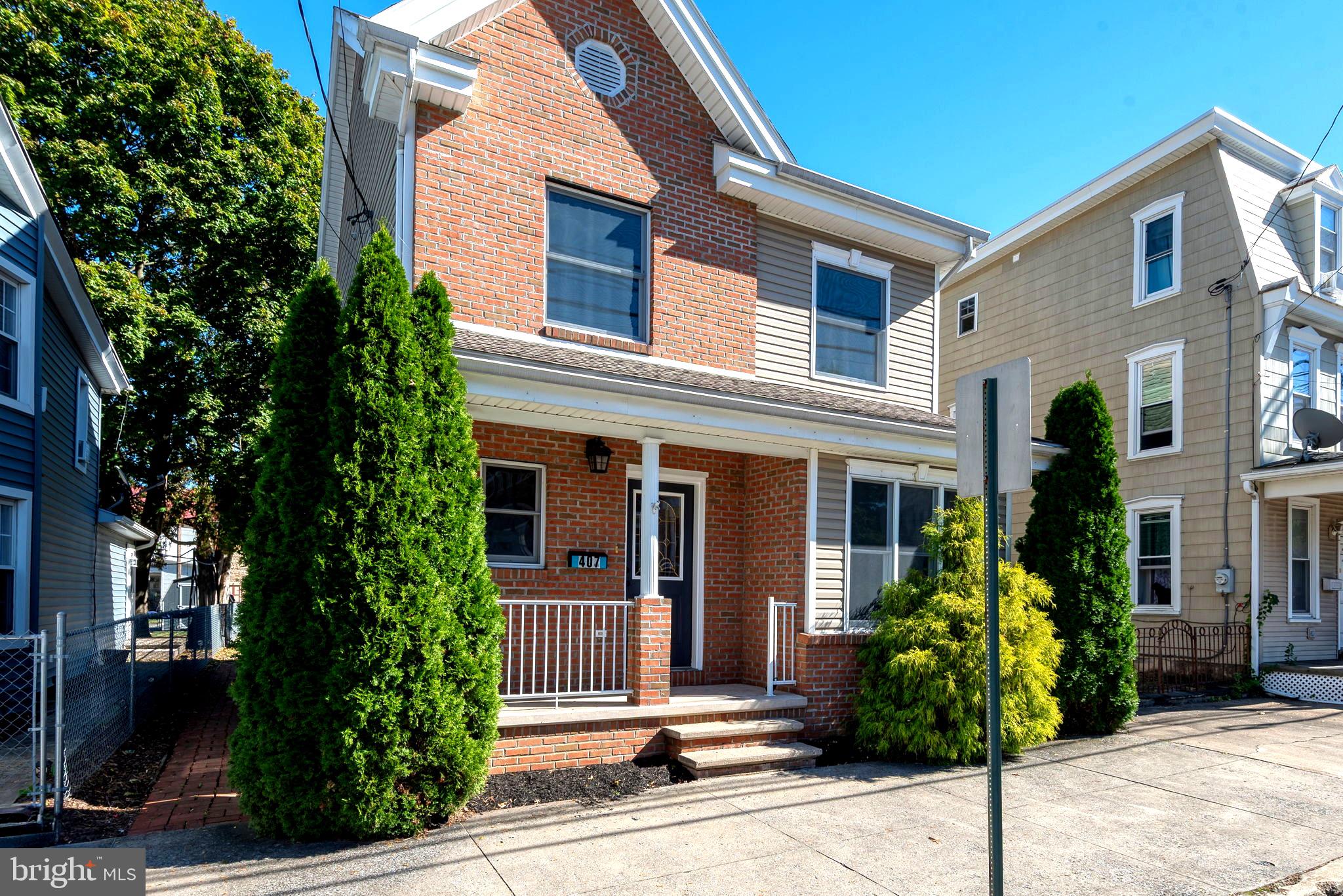 407 Market Street Lykens, PA 17048 - Photo 3 of 45