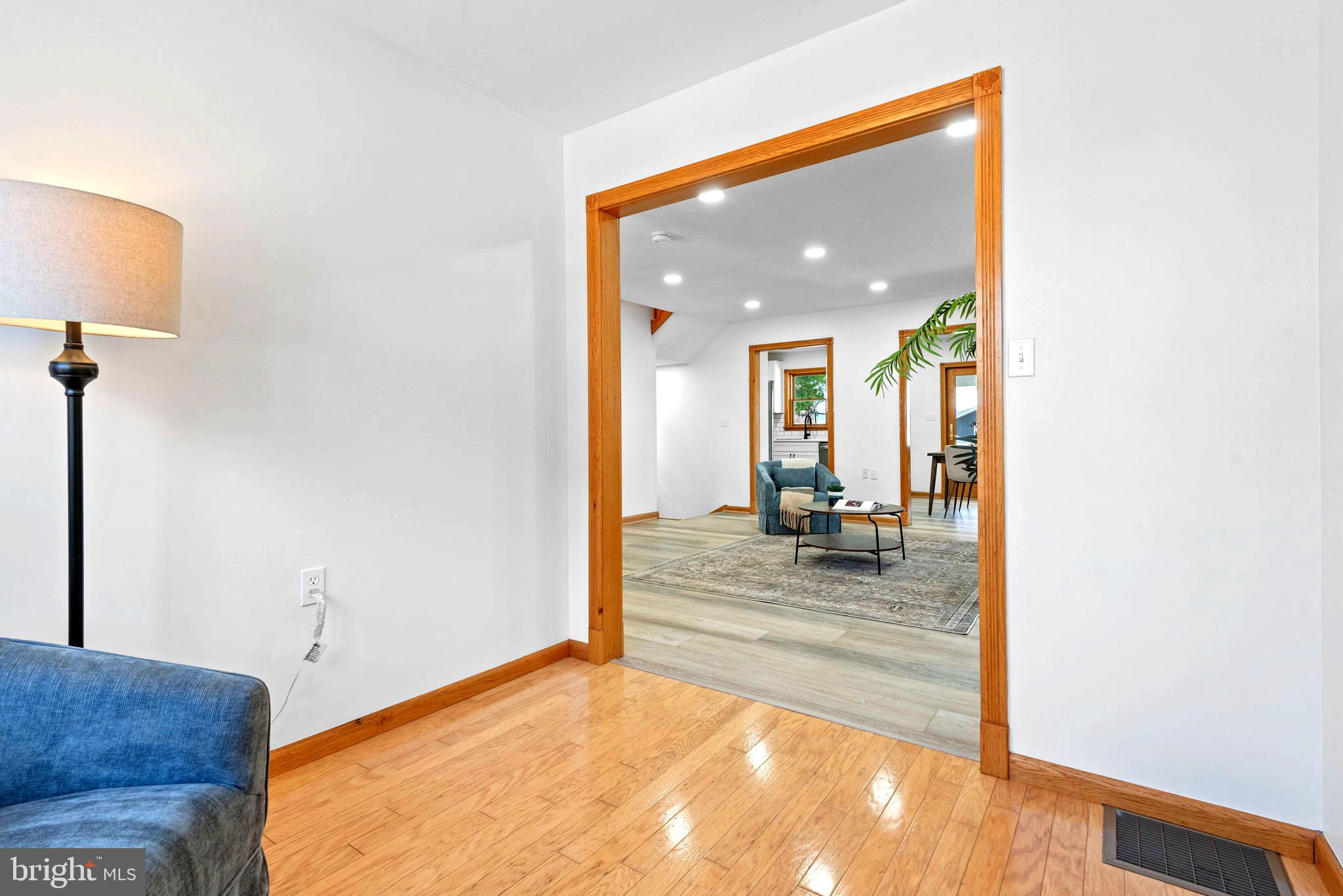 407 Market Street Lykens, PA 17048 - Photo 10 of 45